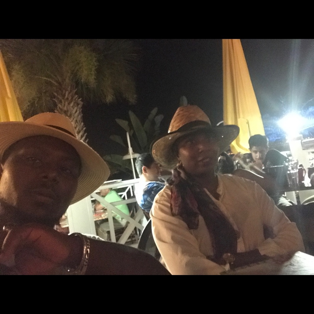 Meet your Posher, Waliyya